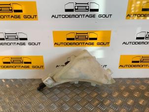 Gebruikte Ruitensproeiertank voor Audi TT Roadster (8N9) Prijs € 19,99 Margeregeling aangeboden door Autodemontage Gout