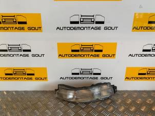 Gebruikte Pinker links Nissan 350 Z (Z33) Prijs € 99,95 Margeregeling aangeboden door Autodemontage Gout