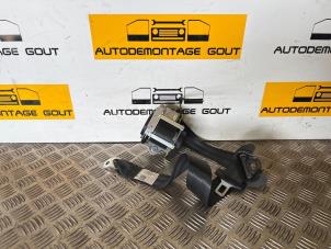 Gebruikte Veiligheidsgordel rechts-voor Volkswagen Golf VI (5K1) 1.4 TSI 122 16V Prijs € 49,99 Margeregeling aangeboden door Autodemontage Gout