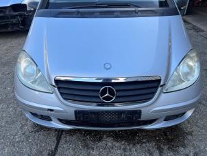 Gebruikte Voorkop compleet Mercedes A (W169) 1.7 A-170 Prijs € 599,99 Margeregeling aangeboden door Autodemontage Gout
