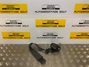 Gebruikte Veiligheidsgordel rechts-voor Renault Megane II CC (EM) 2.0 16V Prijs € 29,99 Margeregeling aangeboden door Autodemontage Gout