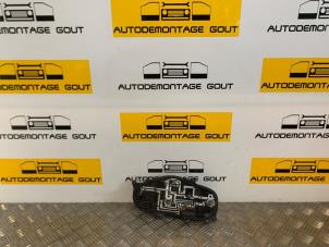 Gebruikte Printplaat Achterlicht rechts Volkswagen Transporter T6 Prijs € 19,99 Margeregeling aangeboden door Autodemontage Gout