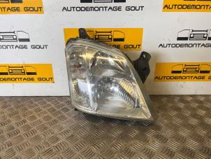 Gebruikte Koplamp rechts Opel Meriva Mk.I 1.6 Prijs € 34,99 Margeregeling aangeboden door Autodemontage Gout