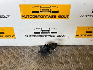 Gebruikte Watercirculatiepomp Peugeot 207/207+ (WA/WC/WM) 1.6 16V GT THP Prijs € 39,99 Margeregeling aangeboden door Autodemontage Gout