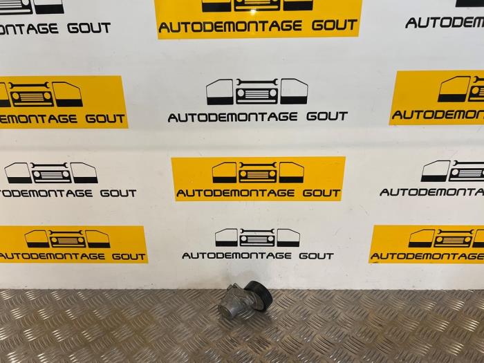 Gebruikte Spanner multiriem Volkswagen Up! (121) 1.0 12V 60 Prijs € 19,99 Margeregeling aangeboden door Autodemontage Gout