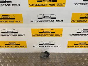 Gebruikte Spanner multiriem Volkswagen Up! (121) 1.0 12V 60 Prijs € 19,99 Margeregeling aangeboden door Autodemontage Gout