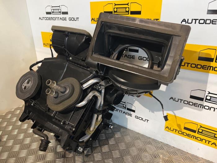 Kachelhuis van een Mercedes-Benz Citan (415.6) 1.5 109 CDI 2013