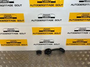 Gebruikte Stoelframe Hoogte Verstelbaar Mini Mini (R56) Prijs € 19,99 Margeregeling aangeboden door Autodemontage Gout