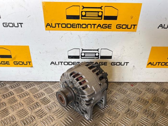 Gebruikte Dynamo Nissan Primastar 2.0 dCi 90 Prijs € 39,99 Margeregeling aangeboden door Autodemontage Gout