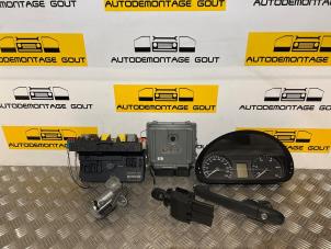 Gebruikte Kontaktslot + computer Mercedes Vito (639.6) 2.2 109 CDI 16V Prijs € 599,99 Margeregeling aangeboden door Autodemontage Gout