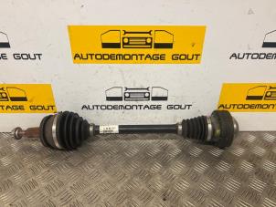 Gebruikte Steekas links-voor Volkswagen Transporter T5 2.0 TDI DRF Prijs € 59,99 Margeregeling aangeboden door Autodemontage Gout