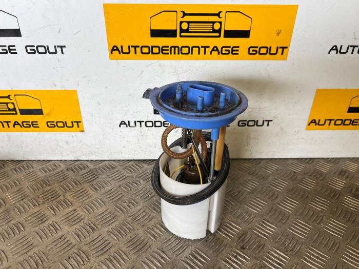 Gebruikte Tank element Pomp Volkswagen Jetta III (1K2) 1.4 TSI 140 16V Prijs € 19,99 Margeregeling aangeboden door Autodemontage Gout