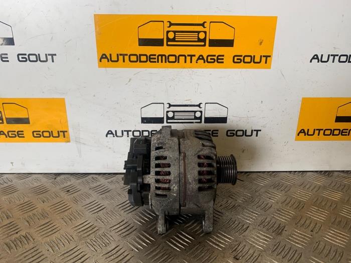 Gebruikte Dynamo Renault Master II (FD/HD) 2.5 dCi 120 FAP Prijs € 55,00 Margeregeling aangeboden door Autodemontage Gout