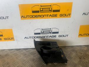 Gebruikte Asbak voor Mercedes Vito (639.6) 2.2 115 CDI 16V Prijs € 24,99 Margeregeling aangeboden door Autodemontage Gout