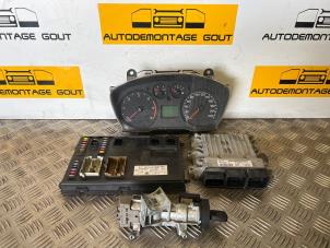 Gebruikte Kontaktslot + computer Ford Transit 2.2 TDCi 16V Euro 5 Prijs € 299,99 Margeregeling aangeboden door Autodemontage Gout