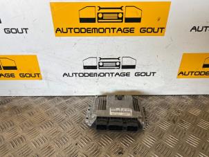 Gebruikte Computer Motormanagement Renault Trafic New (FL) 2.5 dCi 16V 135 Prijs € 89,99 Margeregeling aangeboden door Autodemontage Gout