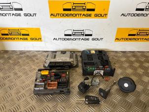 Gebruikte Kontaktslot + computer Peugeot Partner (GC/GF/GG/GJ/GK) 1.6 HDI 90 16V Prijs € 124,99 Margeregeling aangeboden door Autodemontage Gout