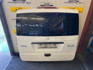 Gebruikte Achterklep Mercedes Vito (639.6) 2.2 109 CDI 16V Prijs € 199,99 Margeregeling aangeboden door Autodemontage Gout