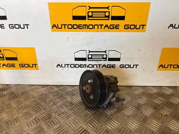 Begagnade Servopomp Opel Vivaro 2.0 CDTI Pris € 49,99 Marginaltabell erbjuds av Autodemontage Gout