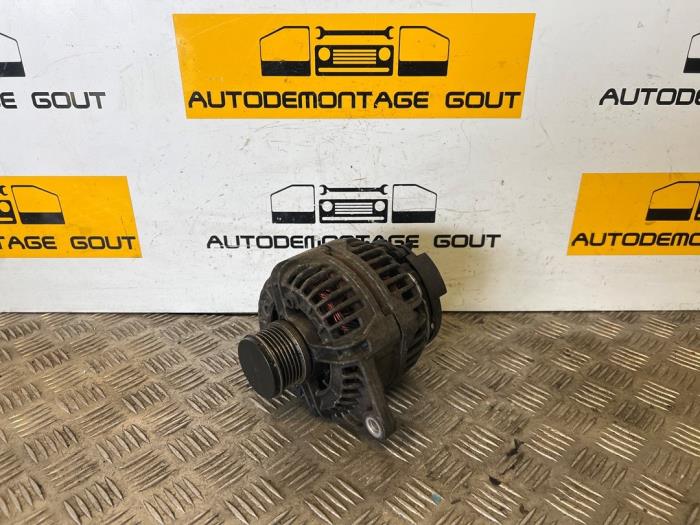 Gebruikte Dynamo Iveco New Daily IV 50C18 Prijs € 34,99 Margeregeling aangeboden door Autodemontage Gout