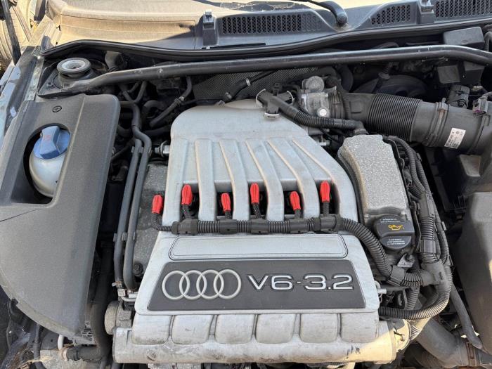 Gebruikte Motor Audi TT Roadster (8N9) 3.2 V6 24V Quattro Prijs € 2.500,00 Margeregeling aangeboden door Autodemontage Gout