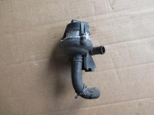 Gebruikte Waterpomp Jaguar F-type Convertible 3.0 S V6 24V Prijs op aanvraag aangeboden door Garage Callant