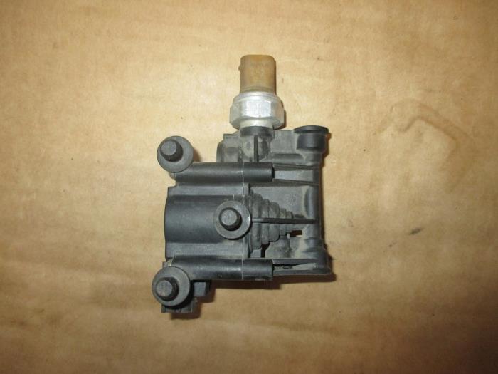 Gebruikte Luchtregelklep Landrover Range Rover Sport (LS) Prijs € 42,35 Inclusief btw aangeboden door Garage Callant