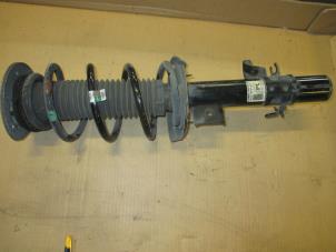 Gebruikte Mac Phersonpoot links-voor Landrover Range Rover Evoque (LVJ/LVS) Prijs op aanvraag aangeboden door Garage Callant