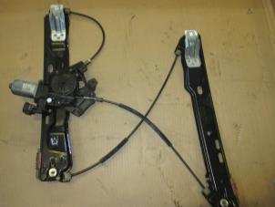 Gebruikte Raammechaniek 4Deurs links-voor Landrover Range Rover Evoque (LVJ/LVS) Prijs € 90,75 Inclusief btw aangeboden door Garage Callant