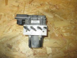 Gebruikte ABS Pomp Jaguar XF (CC9) 2.7 D V6 24V Prijs € 181,50 Inclusief btw aangeboden door Garage Callant