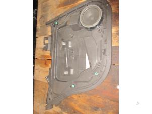 Gebruikte Deurbeschermer 4deurs links-achter Jaguar XJ (X350) 2.7d V6 24V Prijs € 18,15 Inclusief btw aangeboden door Garage Callant