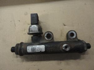 Gebruikte Brandstofverdeler Landrover Discovery III (LAA/TAA) 2.7 TD V6 Prijs € 90,75 Inclusief btw aangeboden door Garage Callant