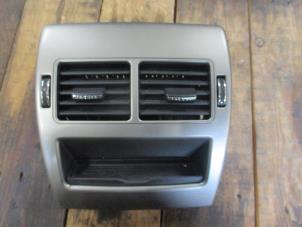 Gebruikte Luchtrooster Dashboard Jaguar XF (CC9) 2.7 D V6 24V Prijs € 30,25 Inclusief btw aangeboden door Garage Callant