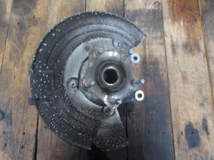 Gebruikte Fusee rechts-achter Jaguar XF (CC9) 2.2 D 16V Prijs € 90,75 Inclusief btw aangeboden door Garage Callant