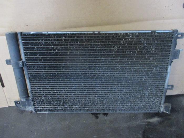 Gebruikte Airco Condensor Jaguar XF (CC9) 2.7 D V6 24V Prijs € 90,75 Inclusief btw aangeboden door Garage Callant