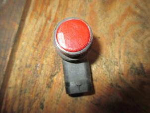 Gebruikte Parkeersensor Landrover Range Rover IV (LG) 3.0 TDV6 24V Prijs € 30,25 Inclusief btw aangeboden door Garage Callant