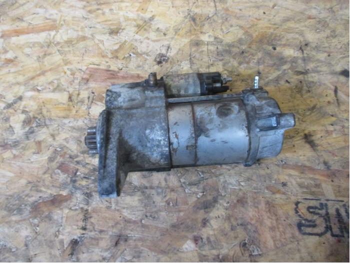 Startmotor van een Land Rover Range Rover Sport (LS) 3.0 S TDV6 2010