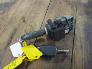 Gebruikte Kontaktslot + Sleutel Jaguar XJ (X350) 6 3.0 V6 24V Prijs € 151,25 Inclusief btw aangeboden door Garage Callant