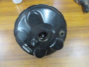 Gebruikte Rembekrachtiger Landrover Range Rover Evoque (LVJ/LVS) 2.2 TD4 16V Coupe Prijs € 90,75 Inclusief btw aangeboden door Garage Callant