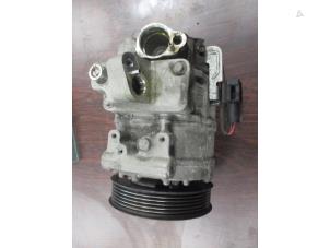 Gebruikte Aircopomp Jaguar XJ (X350) 2.7d V6 24V Prijs € 211,75 Inclusief btw aangeboden door Garage Callant