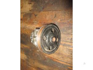 Gebruikte Stuurpomp Landrover Freelander II 2.2 tD4 16V Prijs € 60,50 Inclusief btw aangeboden door Garage Callant