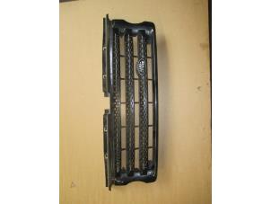 Gebruikte Grille Landrover Range Rover Sport (LS) 2.7 TDV6 24V Prijs € 90,75 Inclusief btw aangeboden door Garage Callant