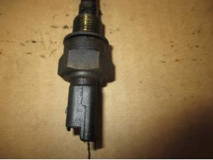 Oliedruk sensor van een Land Rover Freelander II 2.2 tD4 16V 2007