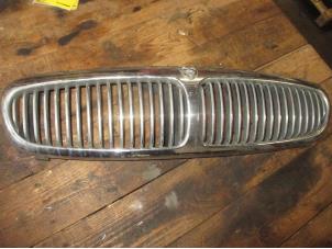Gebruikte Grille Jaguar X-type 2.0 D 16V Prijs € 60,50 Inclusief btw aangeboden door Garage Callant