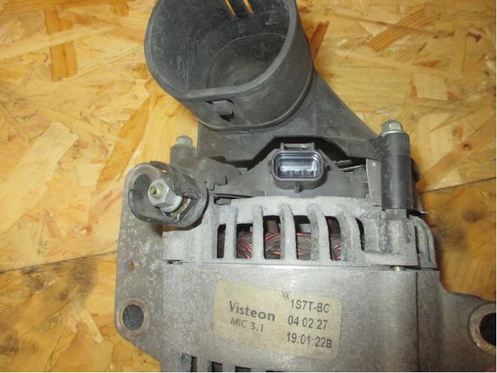 Alternator van een Jaguar X-type 2.0 D 16V 2004