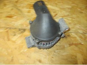 Alternator van een Jaguar X-type 2.0 D 16V 2004