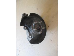 Gebruikte Fusee links-achter Landrover Range Rover Evoque (LVJ/LVS) Prijs € 121,00 Inclusief btw aangeboden door Garage Callant