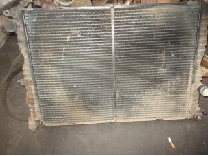Gebruikte Radiateur Landrover Discovery II Prijs € 60,50 Inclusief btw aangeboden door Garage Callant