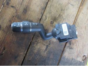 Gebruikte Richtingaanwijzer Schakelaar Landrover Range Rover Evoque (LVJ/LVS) 2.0 D 150 16V 5-drs. Prijs € 30,25 Inclusief btw aangeboden door Garage Callant
