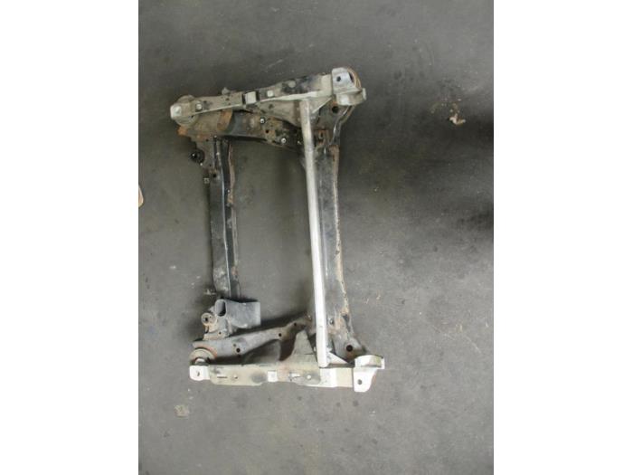 Gebruikte Subframe Jaguar XJ (X350) 2.7d V6 24V Prijs € 302,50 Inclusief btw aangeboden door Garage Callant